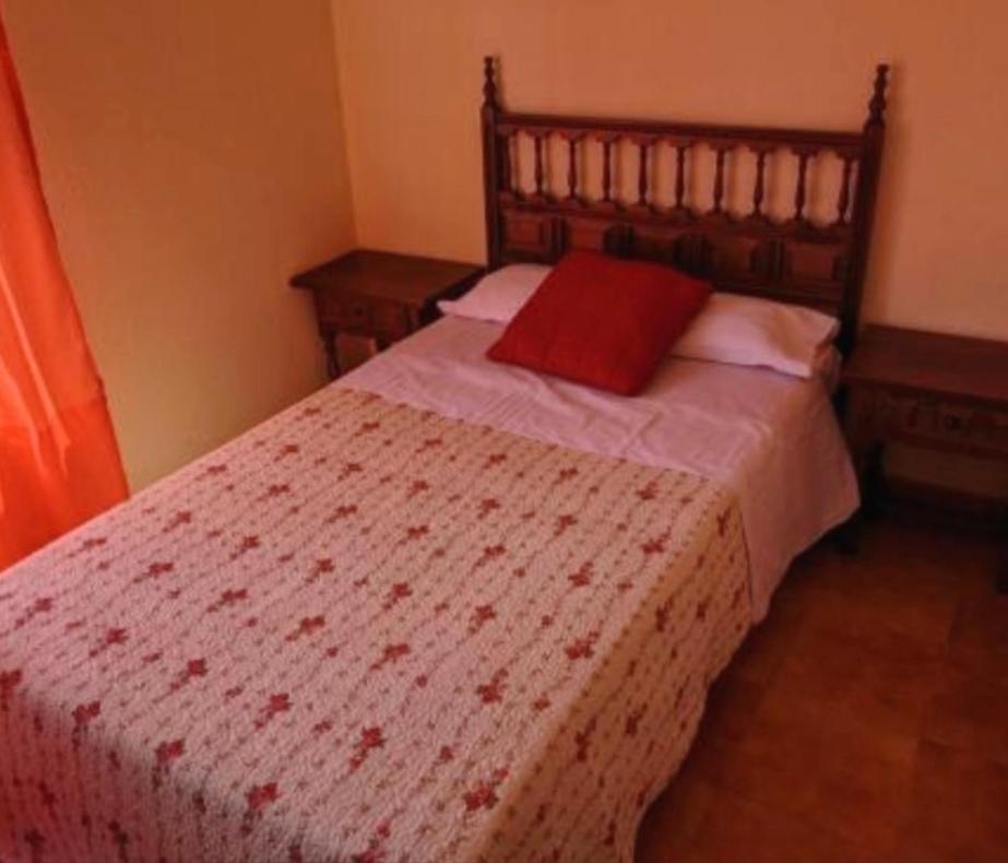 Hostal Casa Chore Hinojosa de Duero Exterior foto