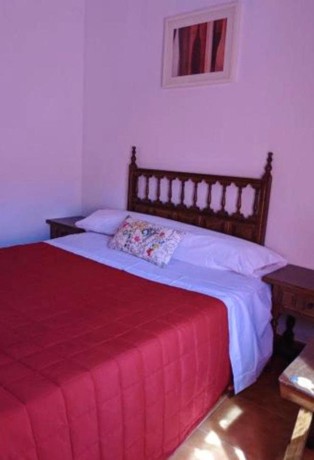 Hostal Casa Chore Hinojosa de Duero Exterior foto